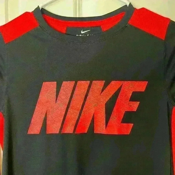 Nike Boys Dri-Fit Long Sleeve Shirt - Picture 2 of 8
